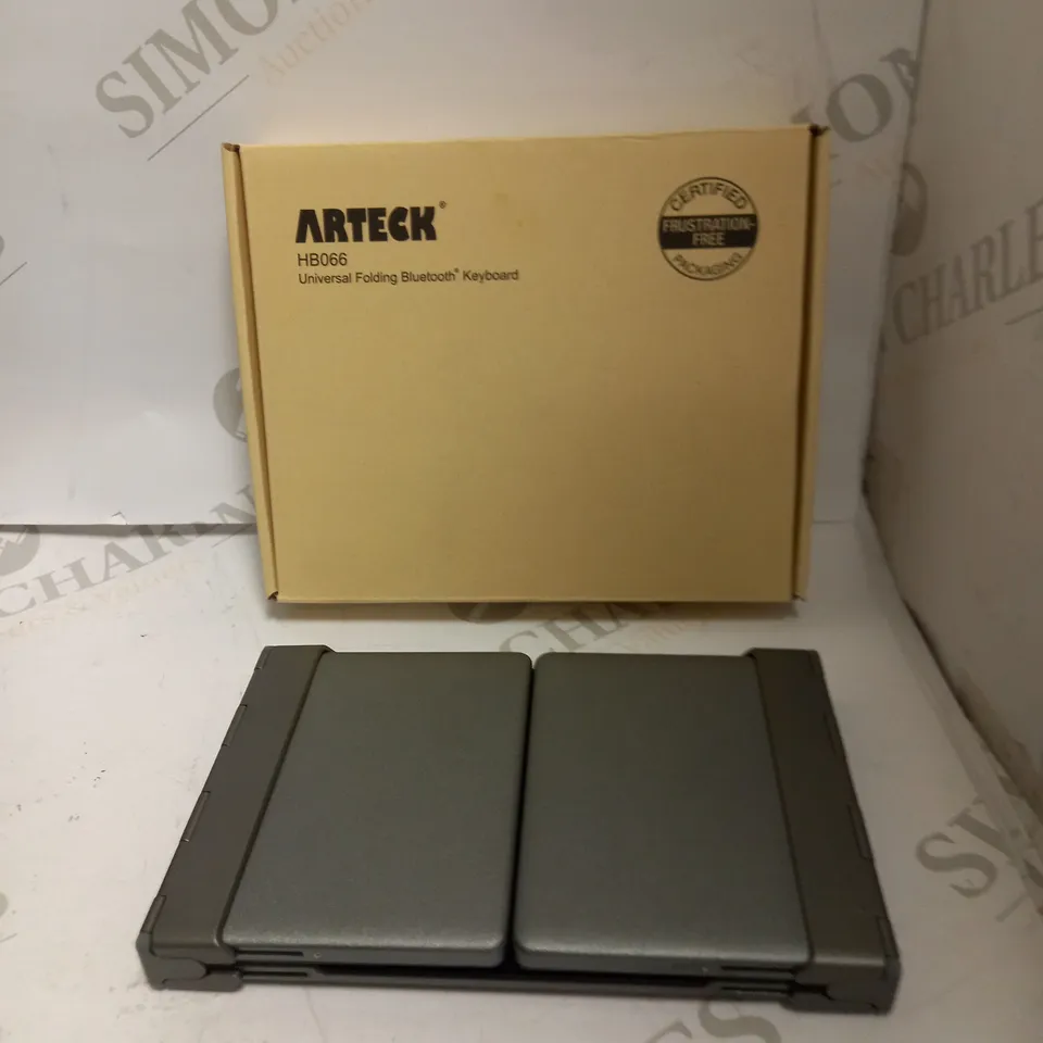 ARTECK HB066 UNIVERSAL FOLDING BLUETOOTH KEYBOARD 