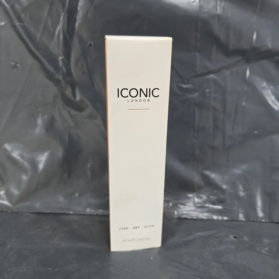 ICONIC LONDON PREP-SET-GLOW MIST