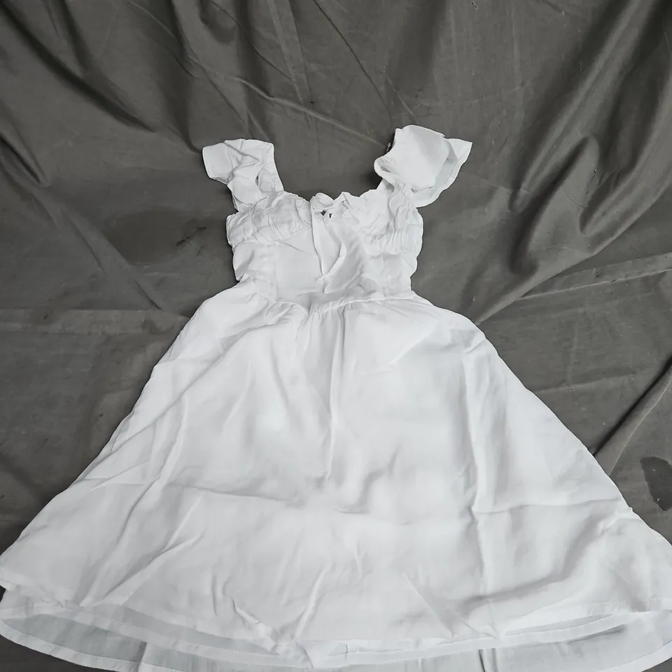 HOLLISTER OPEN BACK ROMPER DRESS IN WHITE SIZE XXS