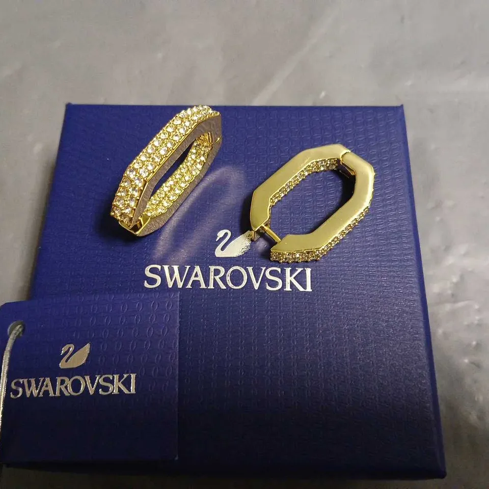 BOXED PAIR OF SWAROVSKI EARRINGS