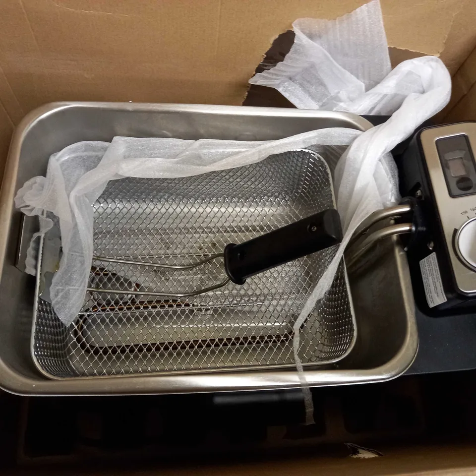 TEFAL OLEOCLEAN PRO SEMI-PROFESSIONAL DEEP FRYER