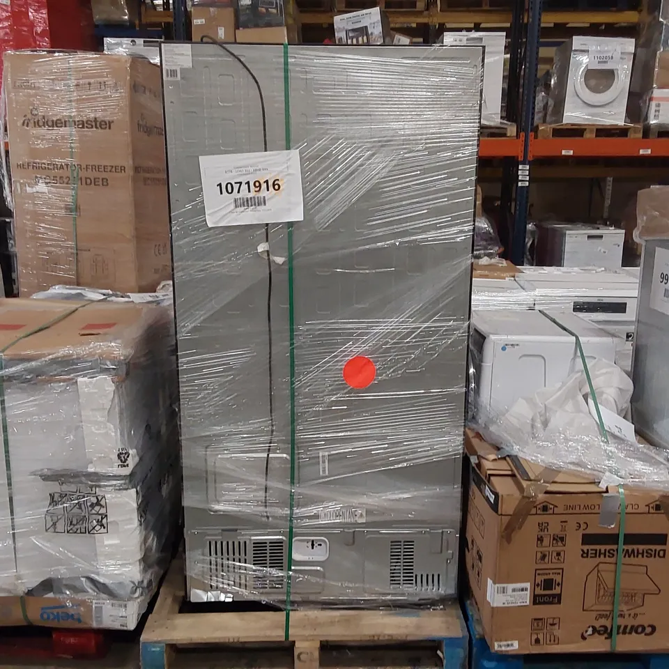 HISENSE FREESTANDING AMERICAN FRIDGE FREEZER