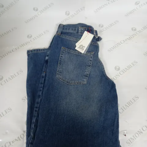 BDG BLUE DENIM JEANS SIZE W27 L30