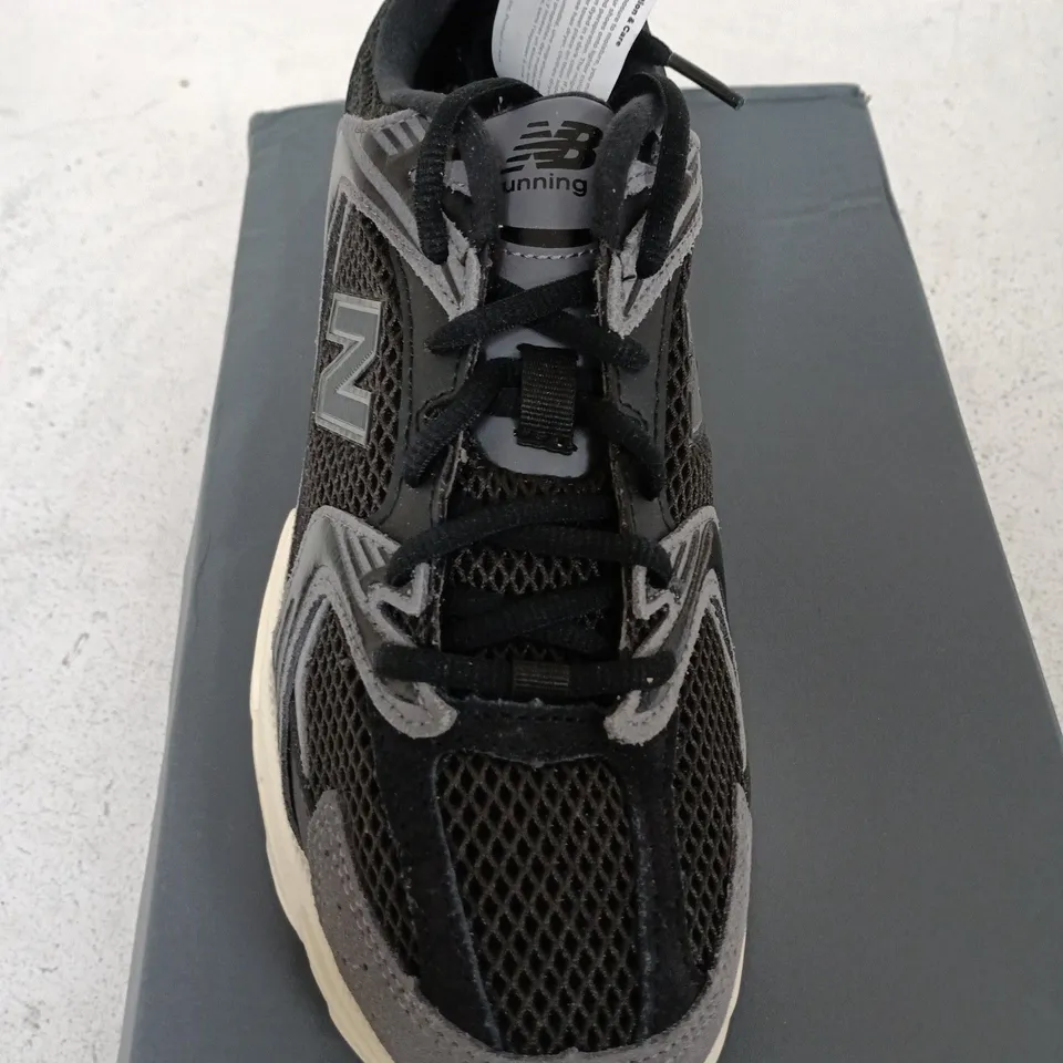 NEW BALANCE SIZE 6