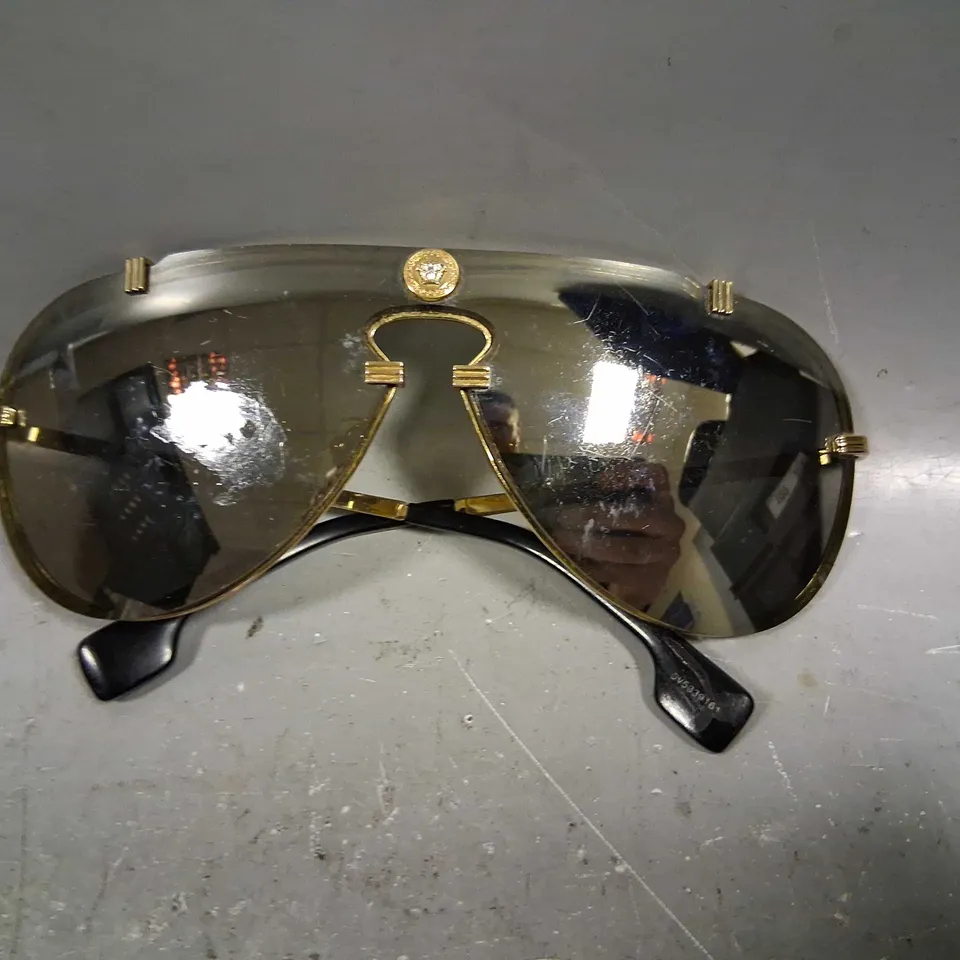 VERSACE SUNGLASSES