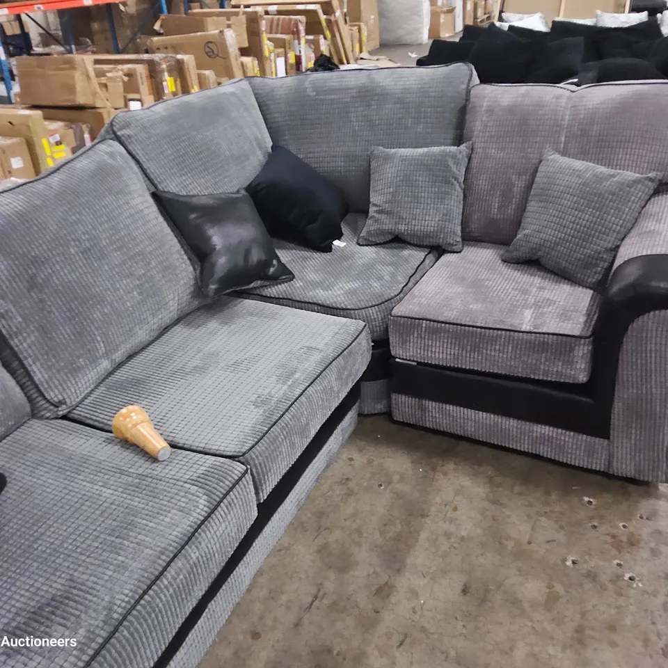 DESIGNER CORNER SOFA BLACK FAUX LEATHER & GREY JUMBO CHORD