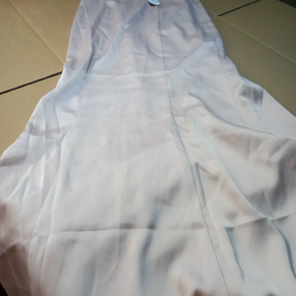 CHI CHI CHAMPAGNE SWEETHEART PLEATED BODICE MAXI DRESS - SIZE 8