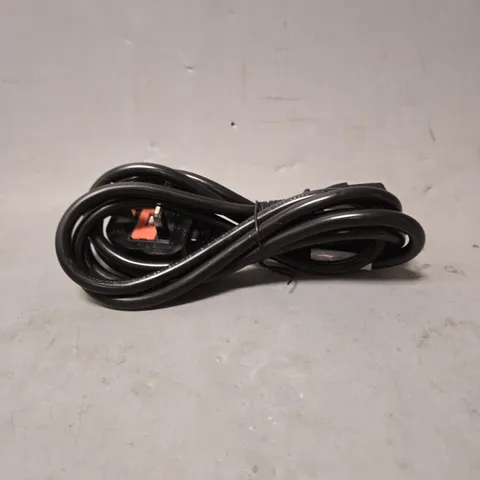 BOX OF APPROX 60 SASO 10A POWER CABLES IN BLACK