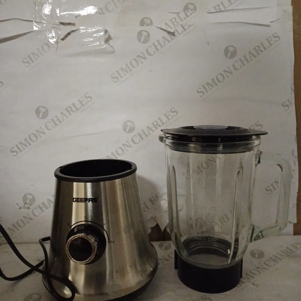 GEEPAS 700W GLASS JUG FOOD BLENDER SMOOTHIE MAKER