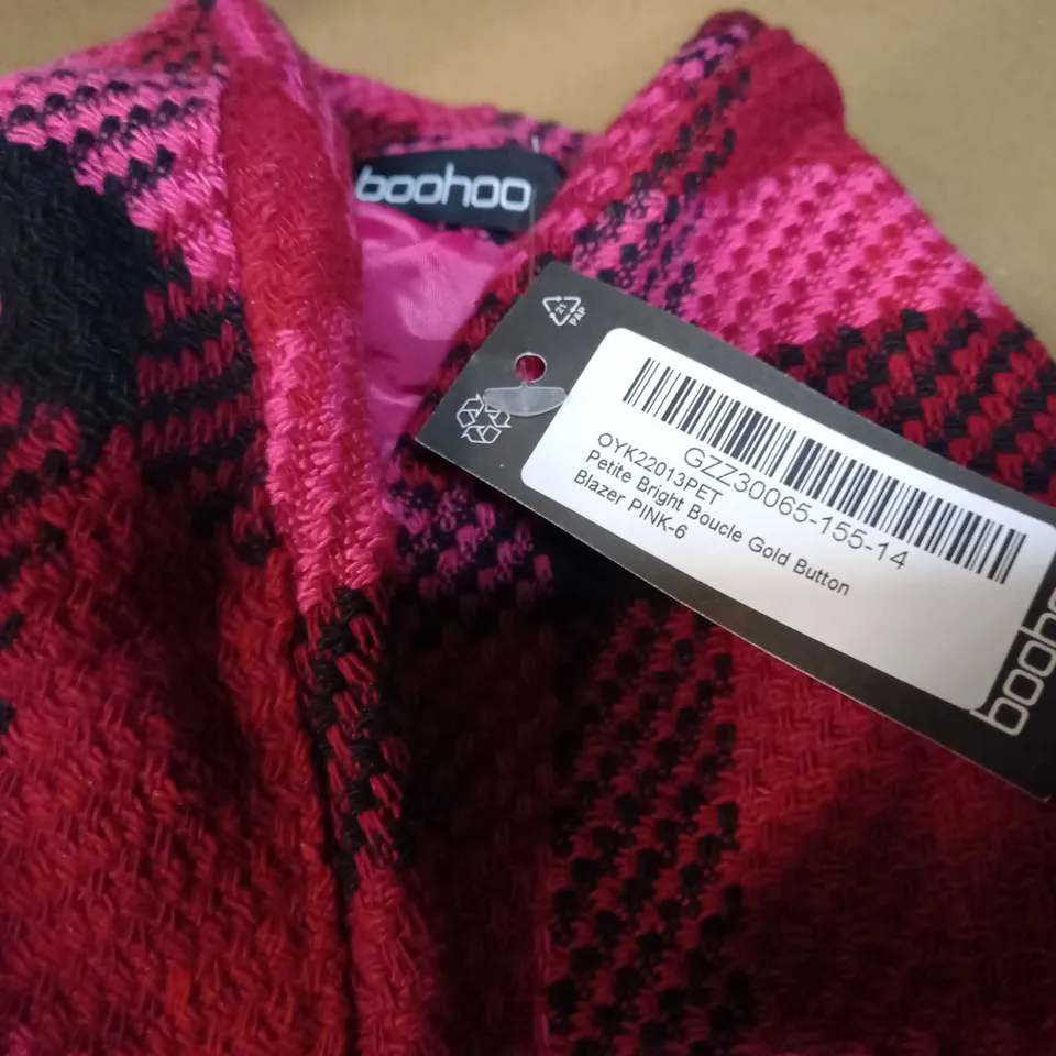 BOOHOO BRIGHT PINK BOUCLE GOLD BUTTON BLAZER - SIZE 6