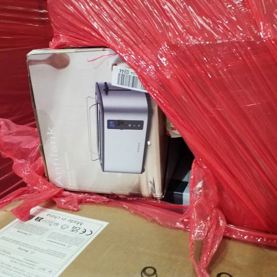 PALLET CONTAINING ASSORTED PRODUCTS INCLUDING PLAYPEN, SIDE TABLE & 4 SLICE TOASTER