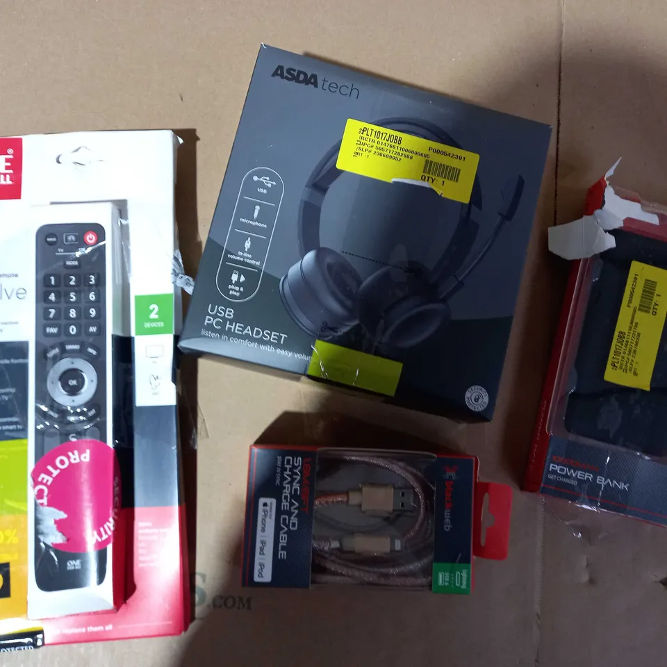 LOT OF APPROXIMATELY 30 ASSORTED ELECTRICAL ITEMS, TO INCLUDE HEADPHONES, REMOTE, CHARGERS, ETC