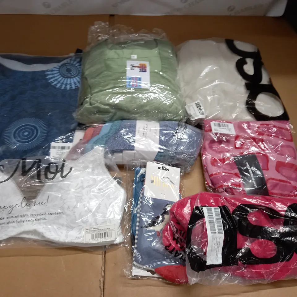 LARGE QUANTITY OF ASSORTED BAGGED CLOTHING ITEMS TO INCLUDE POUR MOI AND ASOS
