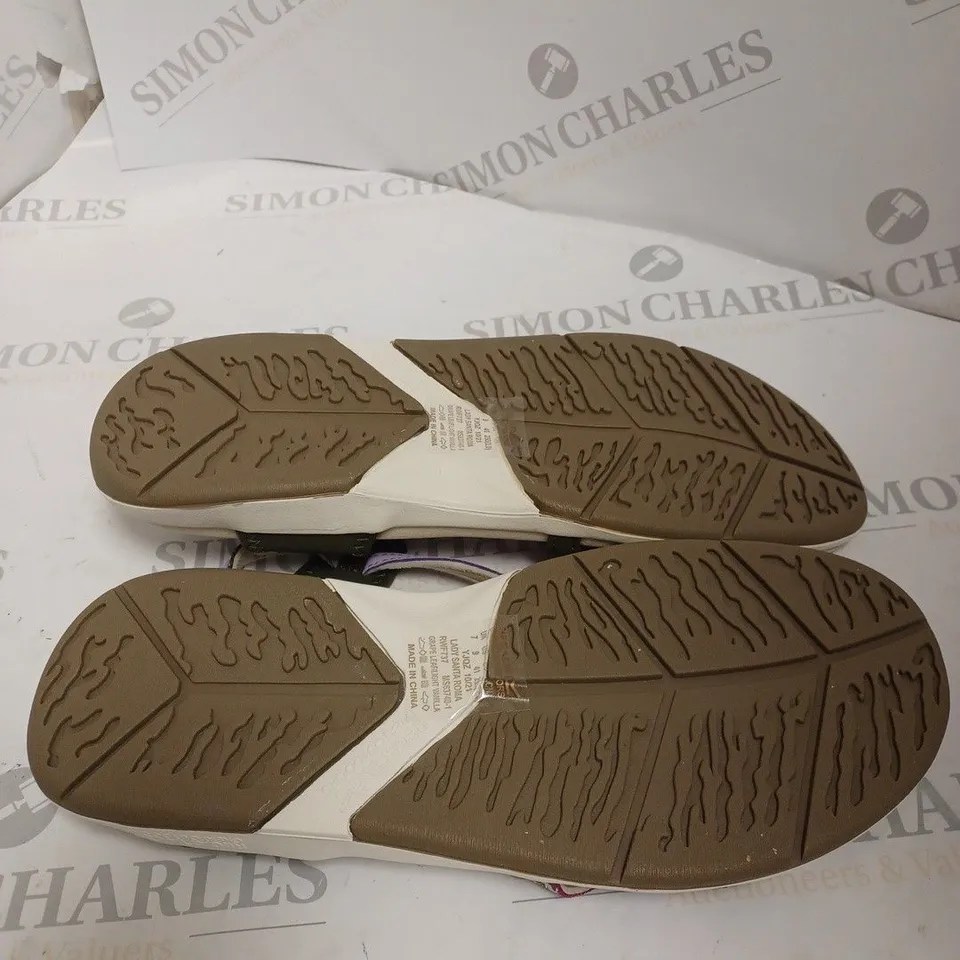 REGATTA LADY ROMA SANDALS SIZE 7
