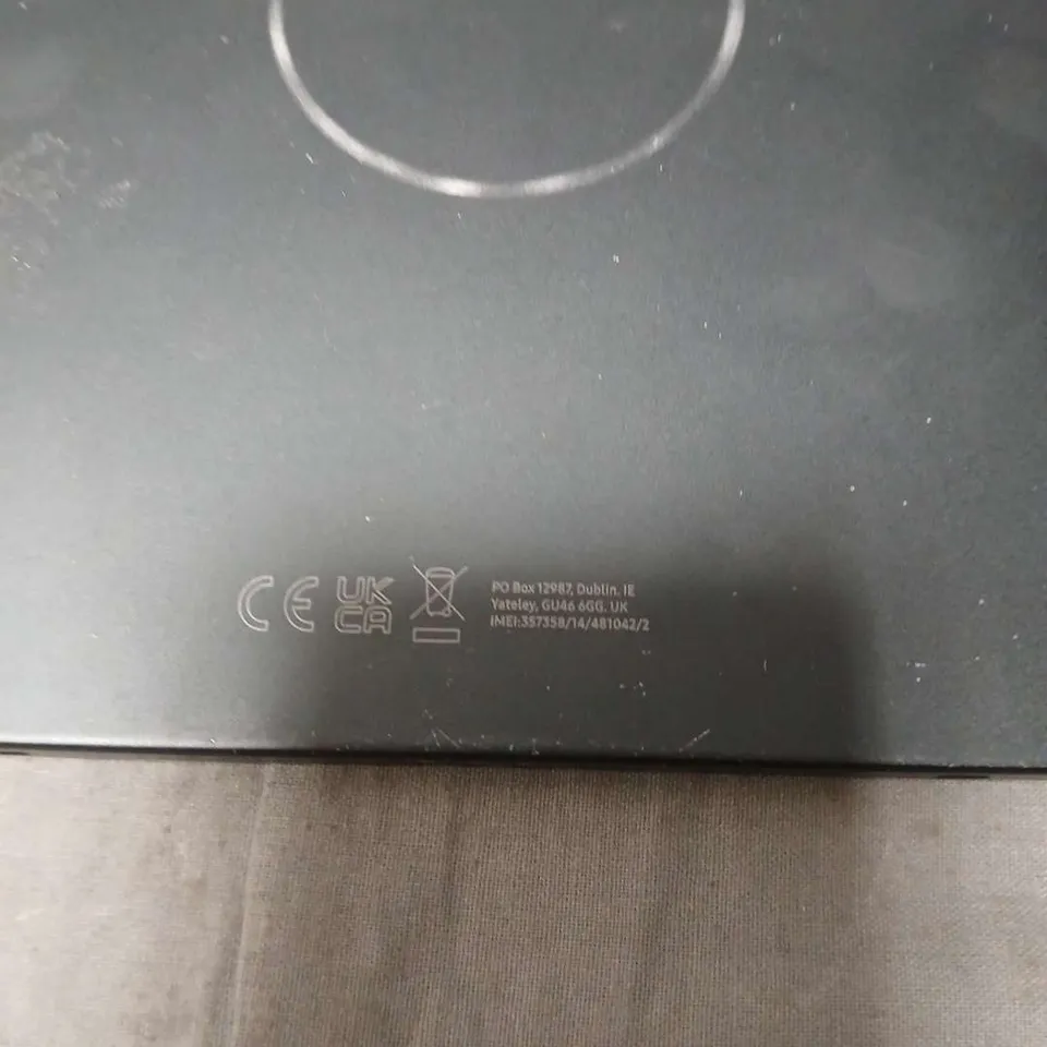 SAMSUNG TABLET – BLACK, CRACKED SCREEN