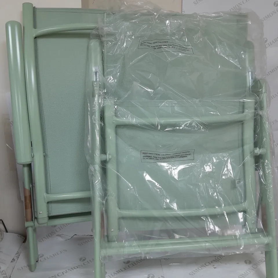 SAGE LOUNGE SET OF 2 FOLDING RECLINERS