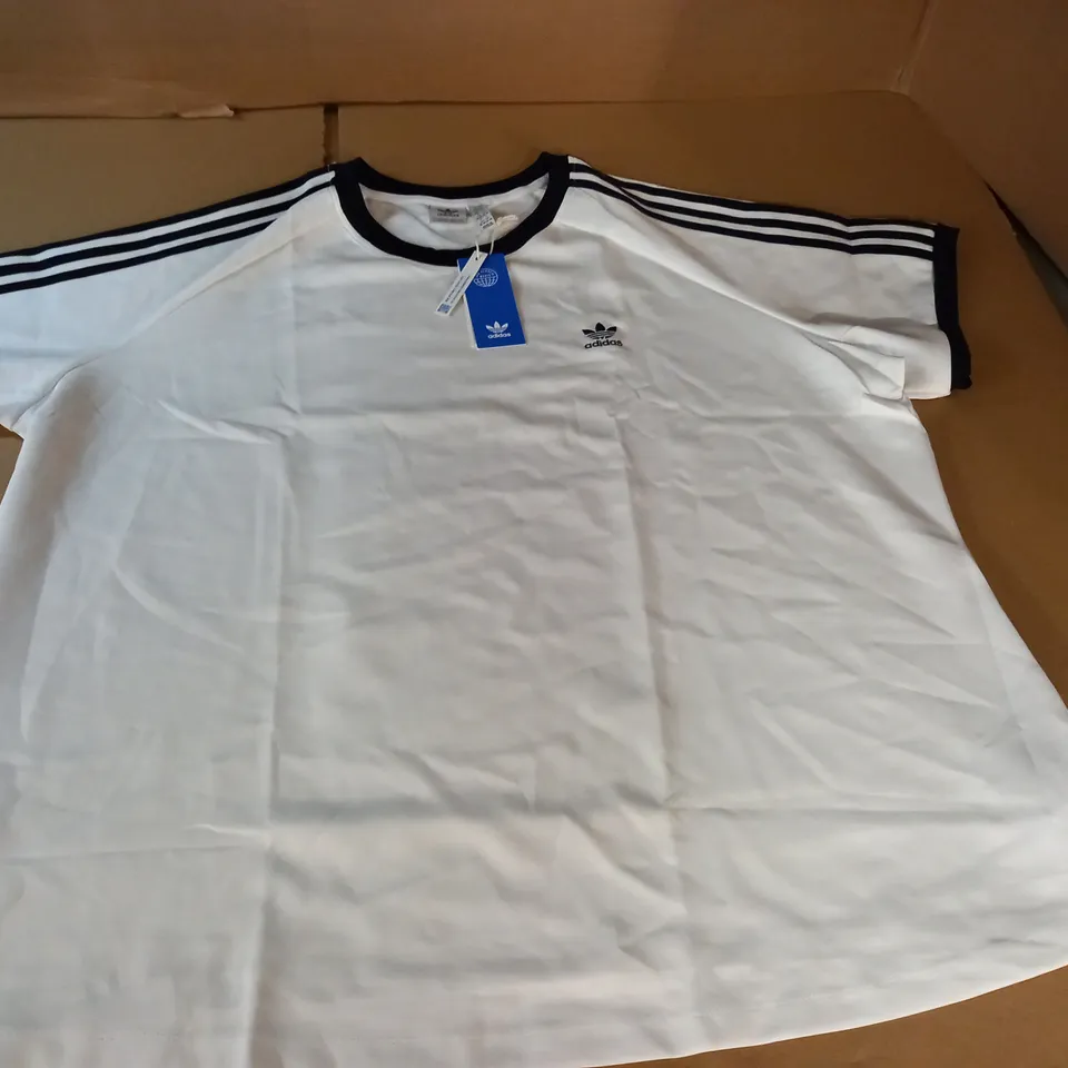 ADIDAS WHITE T-SHIRT - UK 4X