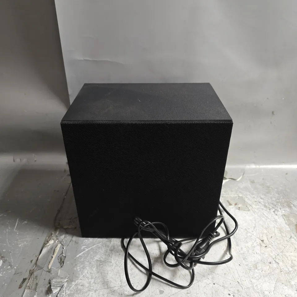 Logitech z533 multimedia speaker 