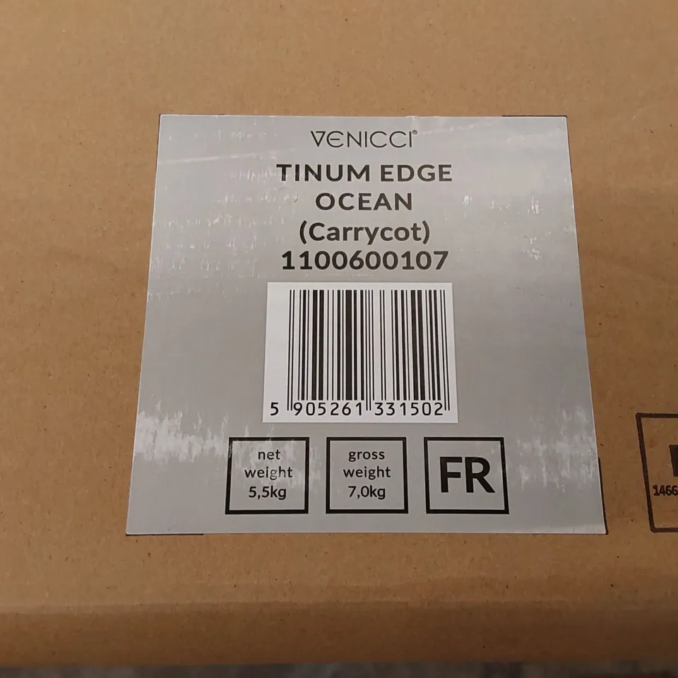 BOXED VENICCI TINUM EDGE OCEAN CARRYCOT 