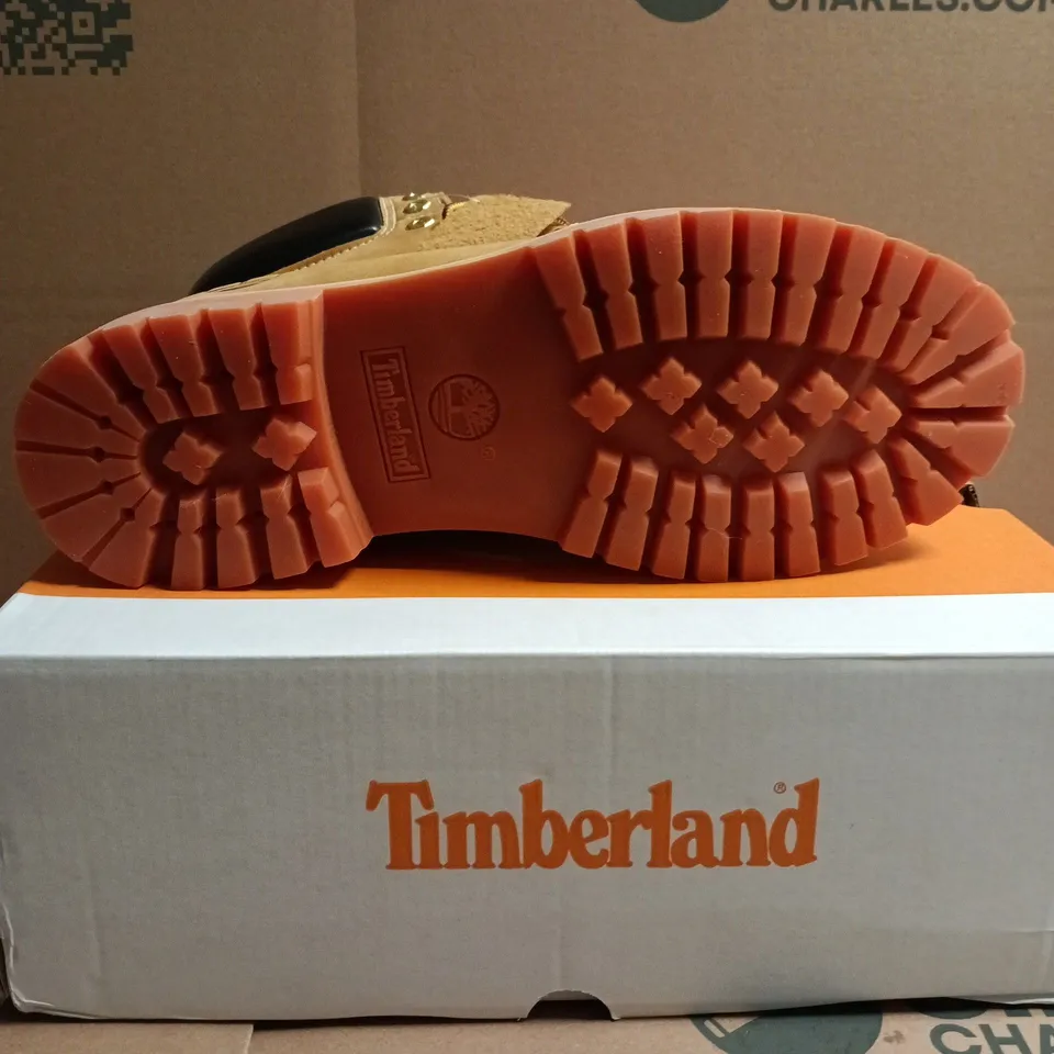 BOXED PAIR OF TIMBERLAND PREMIUM BOOTS – WHEAT - 9.5