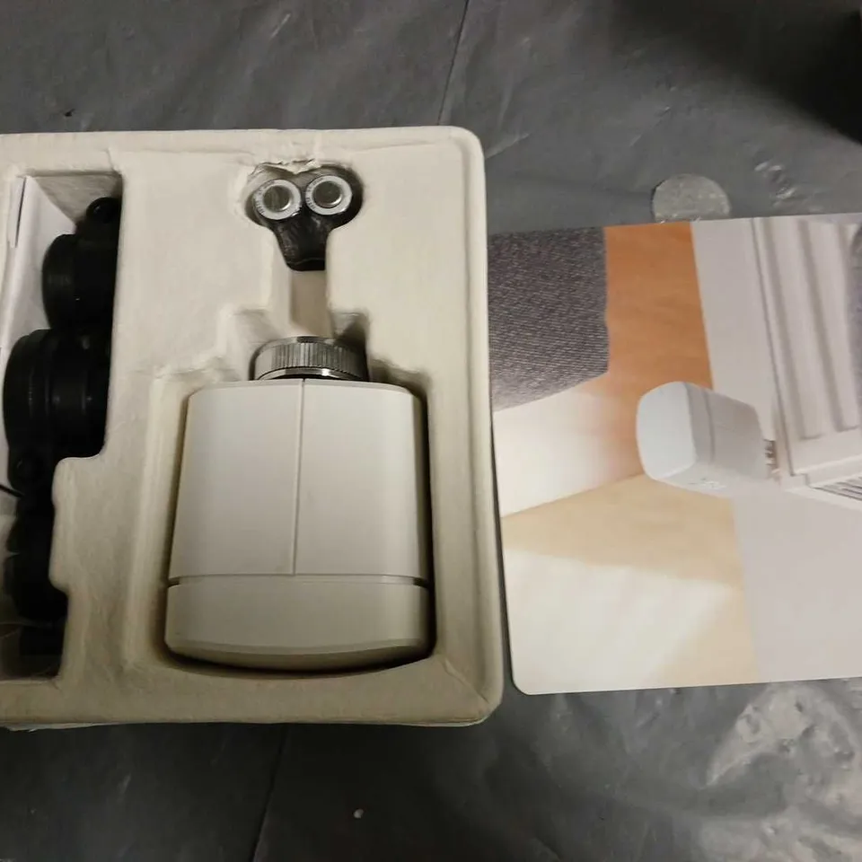 BOXED EVE THERMOS SMART RADIATOR VALVE