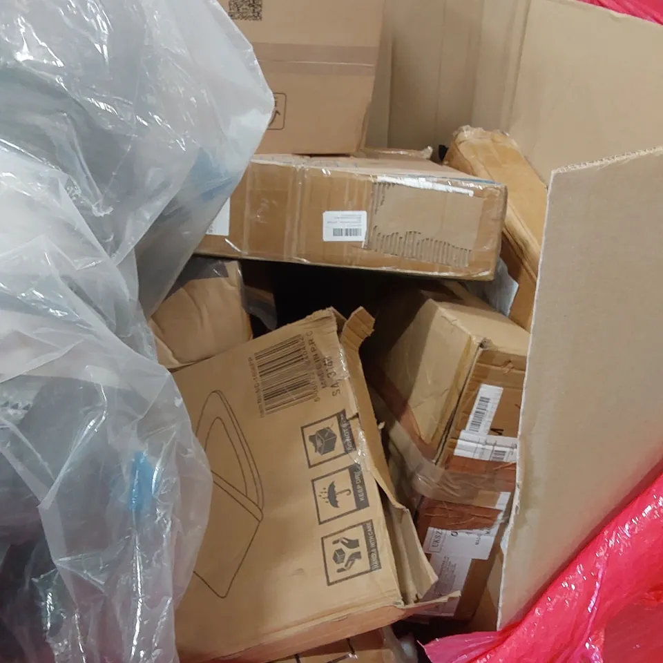 PALLET OF ASSORTED HOUSEHOLD ITEMS AND CONSUMER PRODUCTS TO INCLUDE; TOILET SEAT, BOXED FURNITURE ETC 