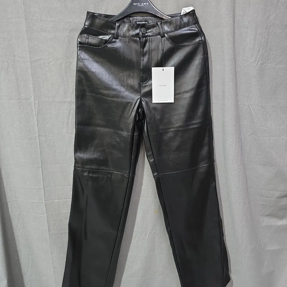STRADIVARIUS BLACK LEATHER-LOOK TROUSERS, UK 6 (EU 34)