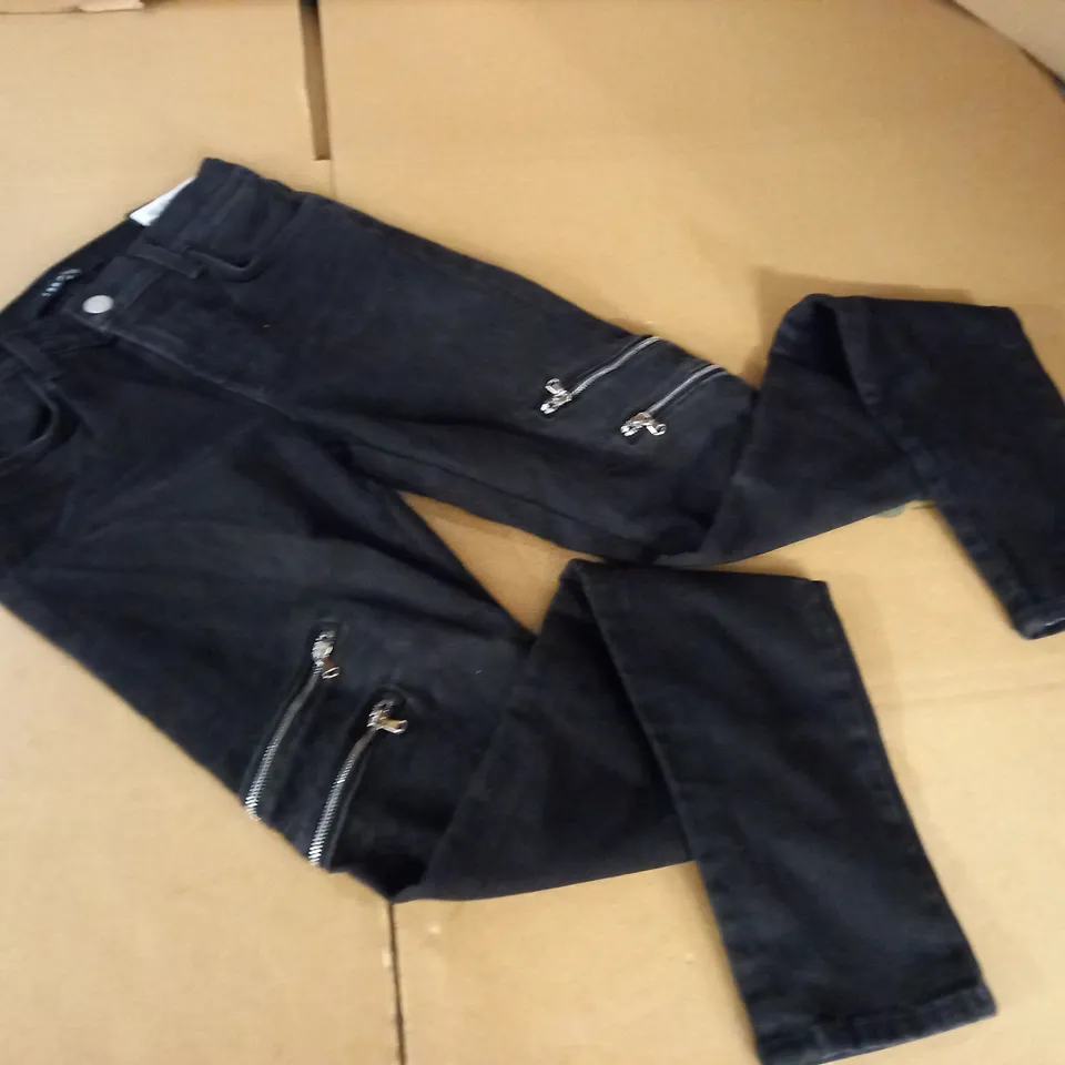 BRAND NEW J BRAND DEE MID RISE ZIP SUPER SKINNY JEANS - 26