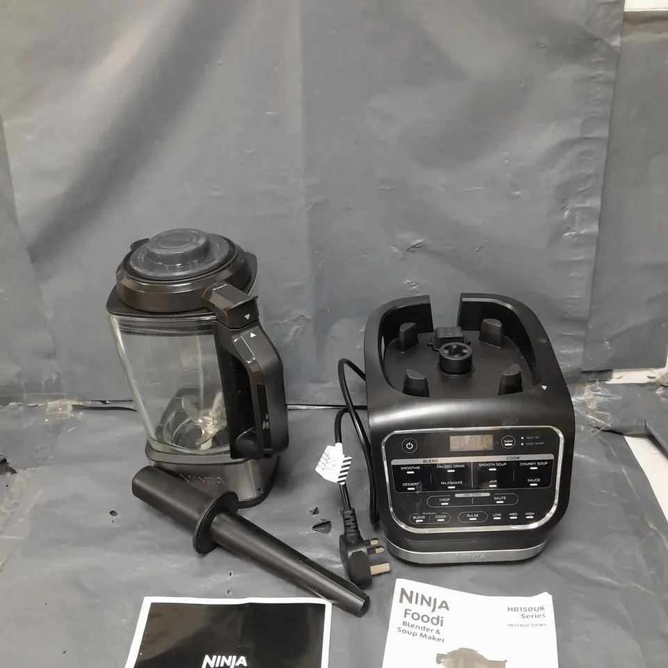 NINJA BLENDER AND SOUP MAKER IN BLACK