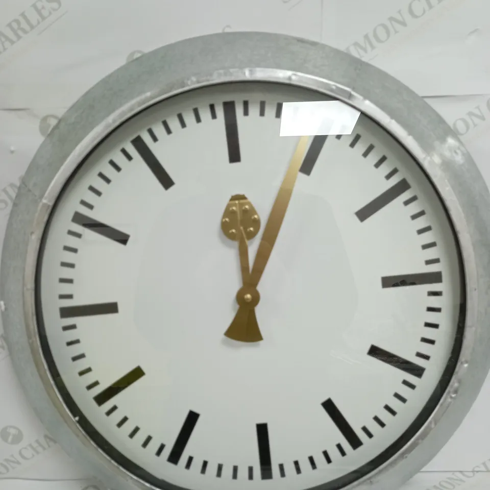 LARGE OUTDOOR GALVANISED STEEL CLOCK - WHITE FACE