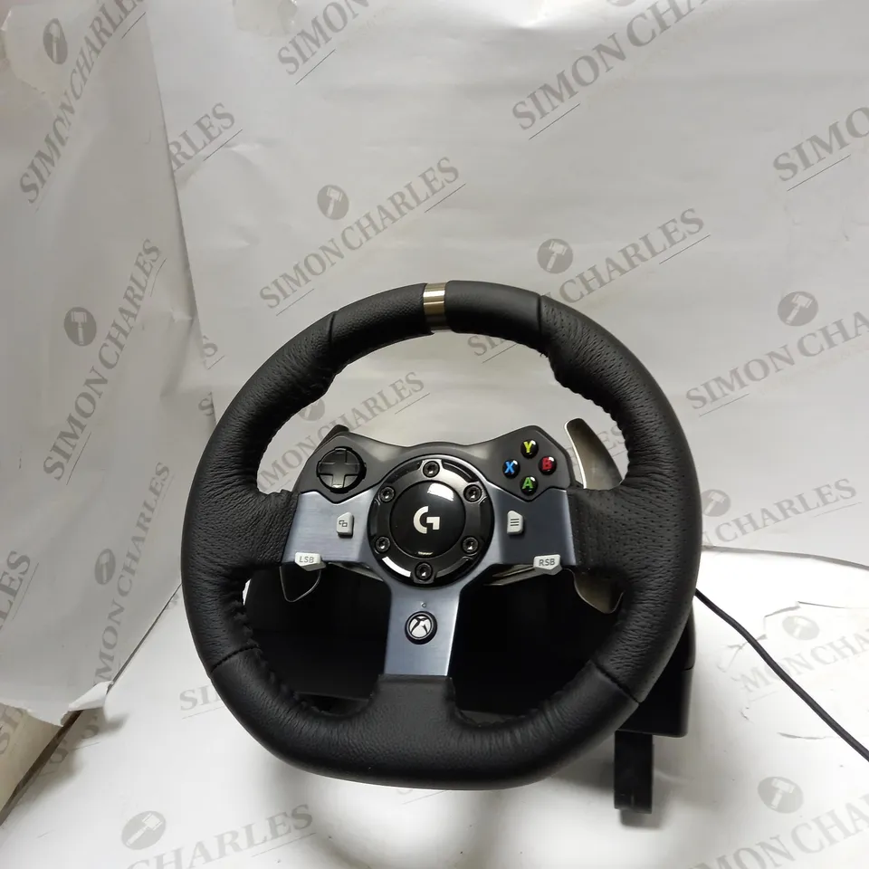 LOGITECH G920 DRIVING FORCE RACING WHEEL (XBOX/PC)