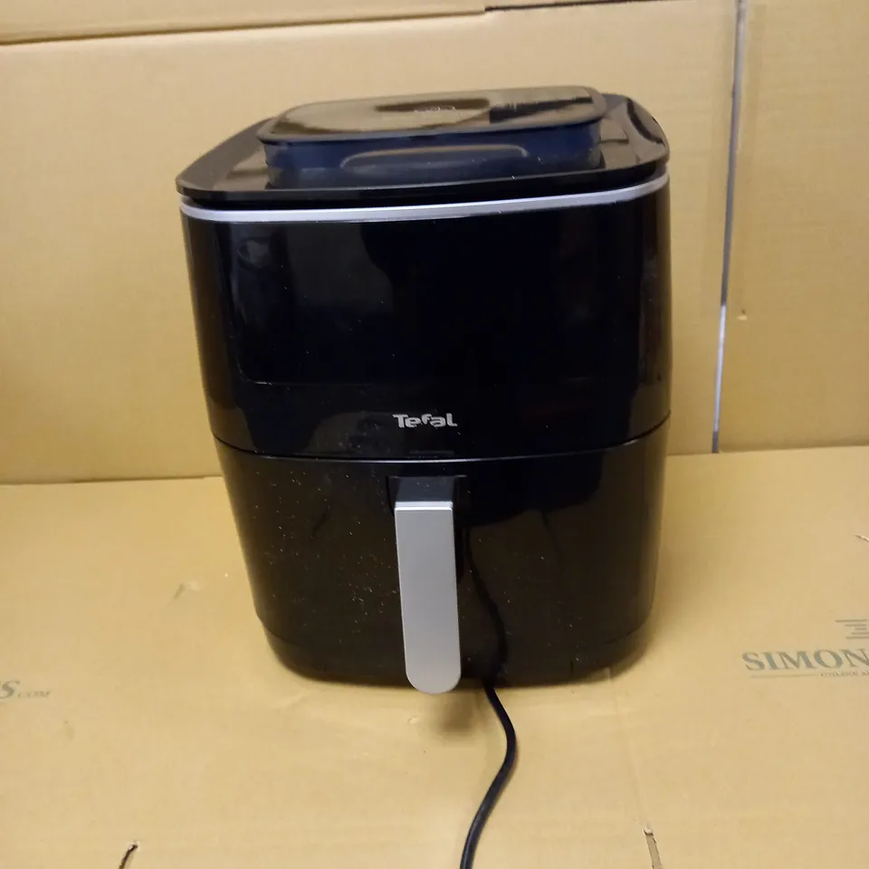 TOWER BO800250RED BARBARY & OAK ROUND CAST IRON CASSEROLE PAN