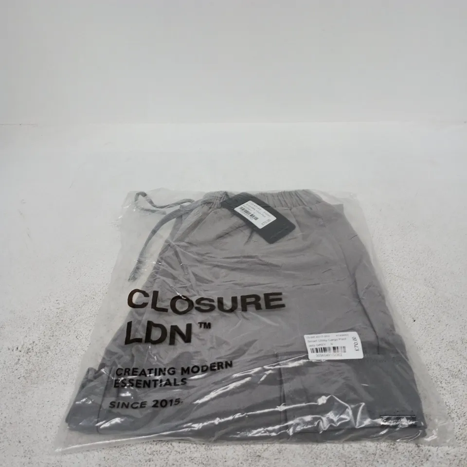 CLOSURE LDN SMART UTILITY CARGO PANT MID GREY SMALL