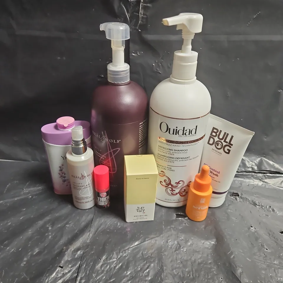 APPROXIMATEY 20 ASSORTED HEALTH AND BEAUTY PRODUCTS TO INCLUDE - BULLDOG FACE WASH - GIVE ME VITAMIN C SERUM - BEAUTY OF JOSEON GLOW SERUM - ETC