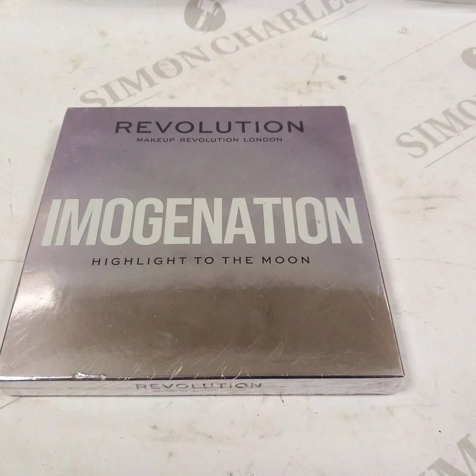 APPROXIMATELY 8 REVOLUTION MAKEUP REVOLUTION LONDON IMOGENATION HIGHLIGHT TO THE MOON