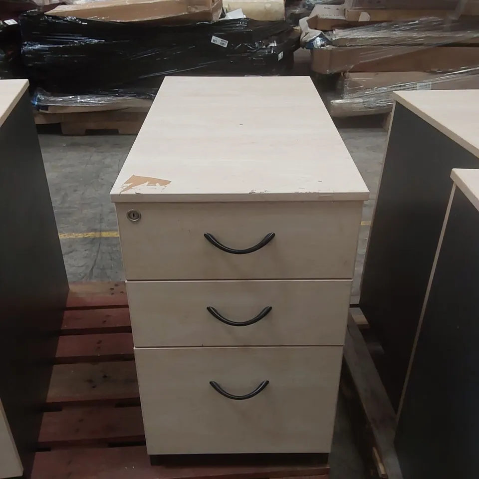 3-DRAWER WOODEN FILING CABINET