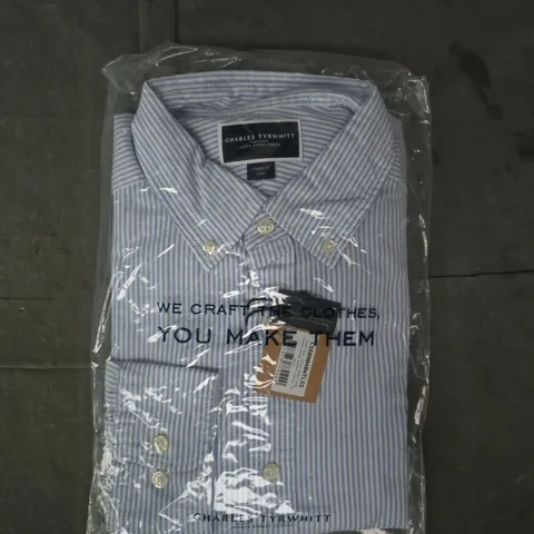 CHARLES TYRWHITT OCEAN BLUE BUTTON DOWN SHIRT SIZE LARGE