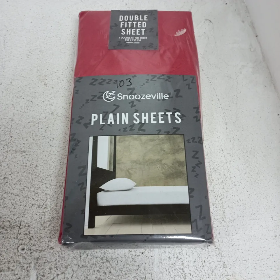 SNOOZEVILLE DOUBLE FITTED SHEET RED