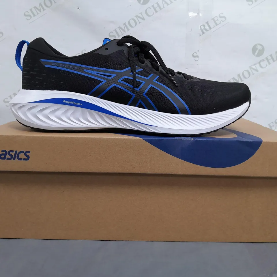 BOXED PAIR OF ASICS GEL-EXCITE 10 SHOES IN BLACK/BLUE UK SIZE 9