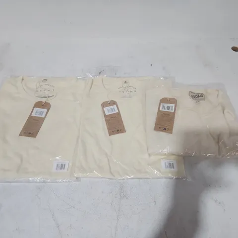 LOT OF 3 BAGGED TRADING & SONS T-SHIRTS IN CREAM - ALL L