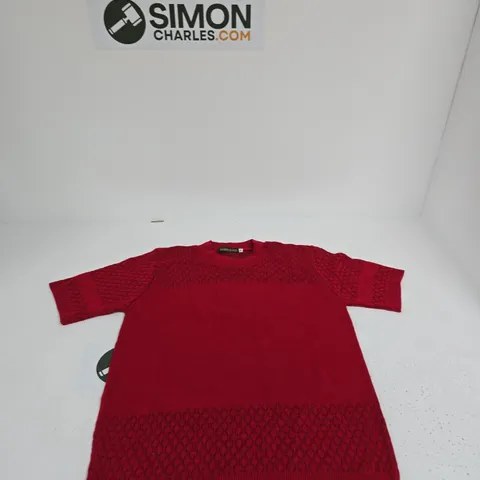 SUGAR CRISP RED KNITWEAR β SIZE M
