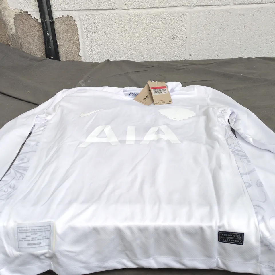 NIKE TOTTENHAM HOTSPUR 1901 EDITION FOOTBALL SHIRT WITH TAGS. LARGE
