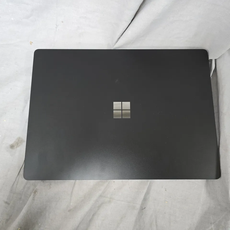 MICROSOFT SURFACE LAPTOP 4 (13.5-INCH)