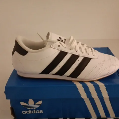 ADIDAS TAEKWONDO WHITE/BLACK TRAINER WOMENS UK 8 BOXED