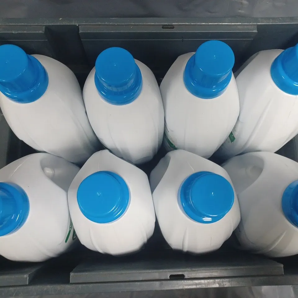 8 DETTOL LAUNDRY SANITISER (1.5L) - COLLECTION ONLY