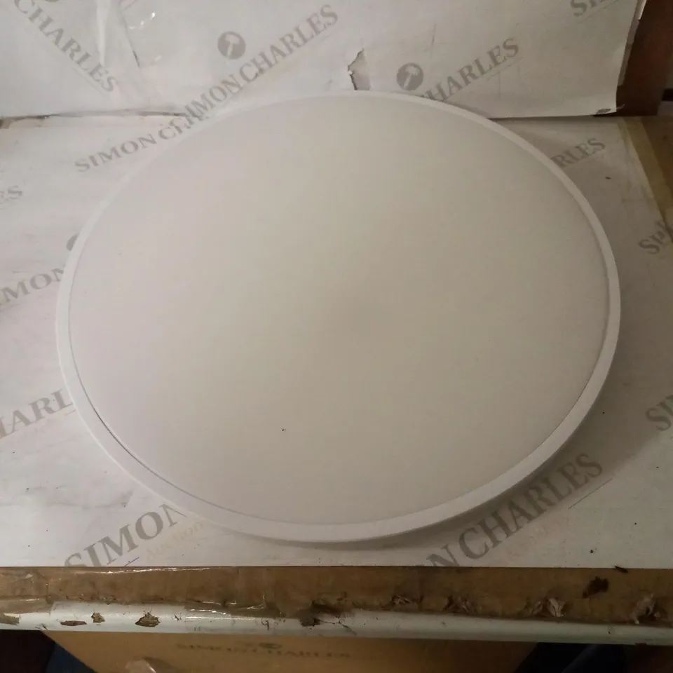 PHILIPS LED SUPERSLIM LINEAR CEILING LIGHT 22W 4000K [COOL WHITE - WHITE] (25096300)