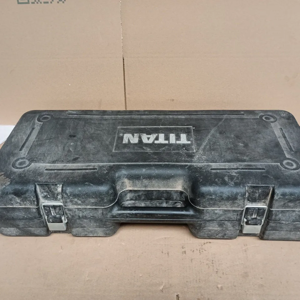 TITAN ELECTRIC BREAKER HEAVY-DUTY DEMOLITION HAMMER IN CASE