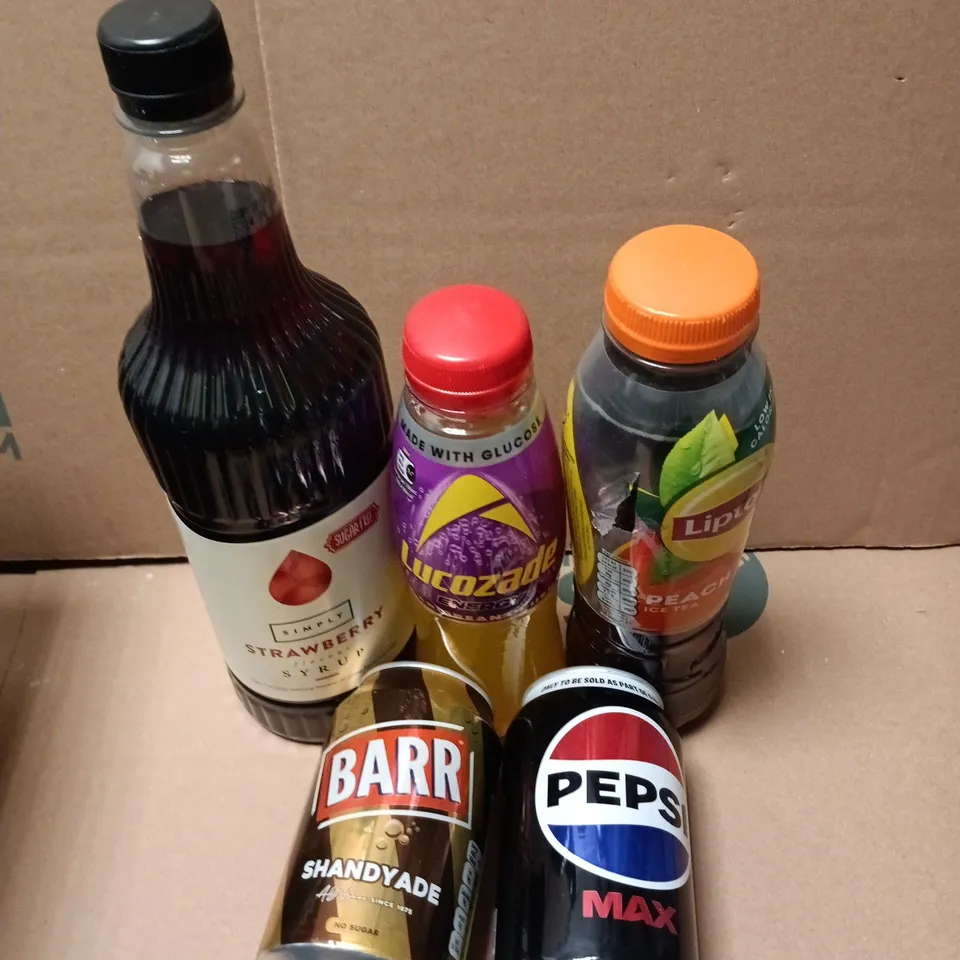 APPROXIMATELY 15 ASSORTED DRINKING PRODUCTS TO INCLUDE PEPSI MAX, LIPTON PEACH TEA, SHANDYADE ETC