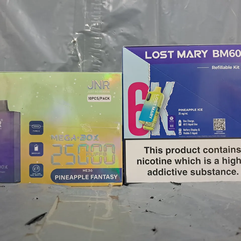 APPROXIMATELY 5 ASSORTED E-CIGARETTE AND VAPE ITEMS TO INCLUDE LOST MARY, JNR, ETC