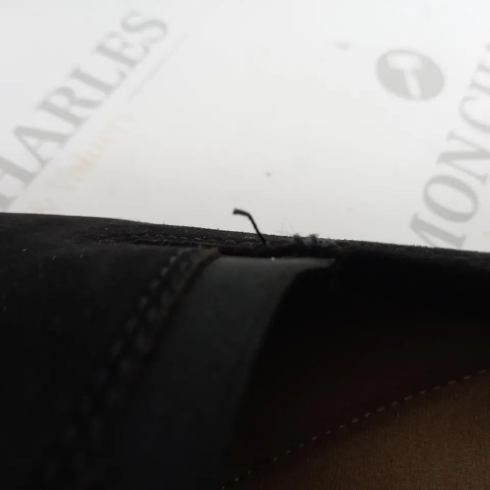 PAIR OF CLARKS DOLLY WIDE LOAFERS BLACK SUEDE SIZE 7